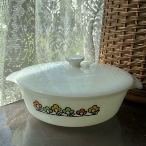 Vintage fire king casserole with lid